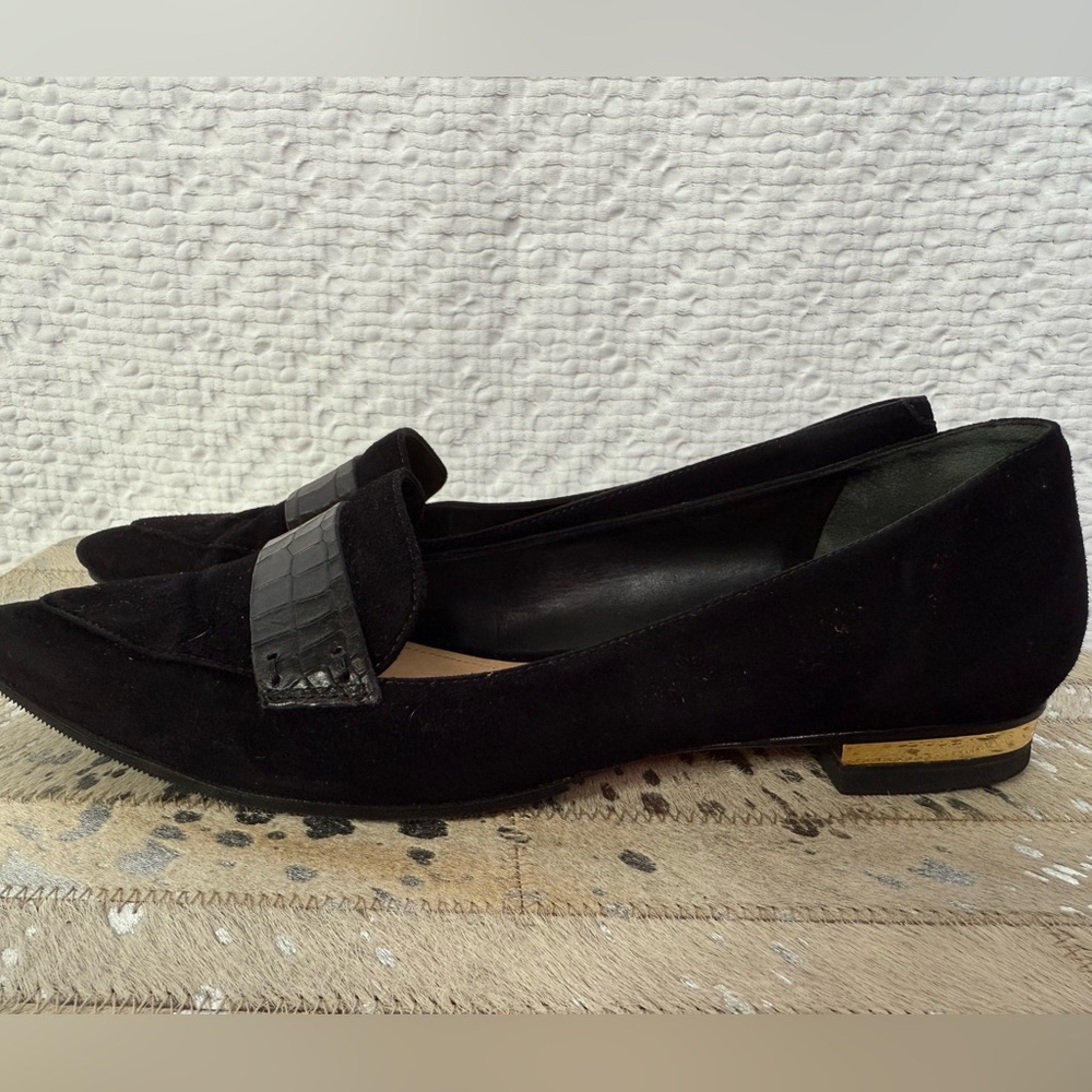 SCHUTZ Elise Black Suede Loafers Croc Embossed Gold Heel Size 38 US 8.5